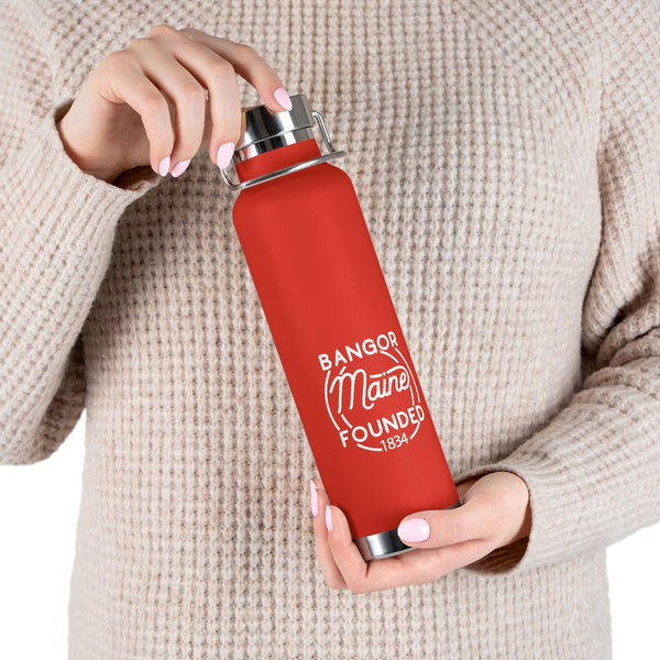 Red 22oz Vacuum insulated tumbler for Bangor, Maine in context